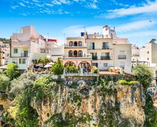 Exterior view of Single-family semi-detached for sale in Istán  with Air Conditioner, Terrace and Balcony