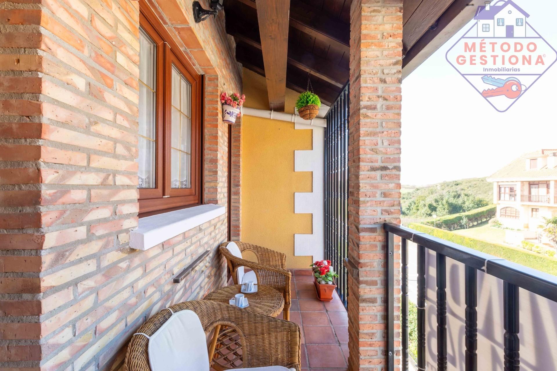 Terrasse von Dachboden zum Verkauf in Ruiloba mit Heizung, Terrasse und Balkon