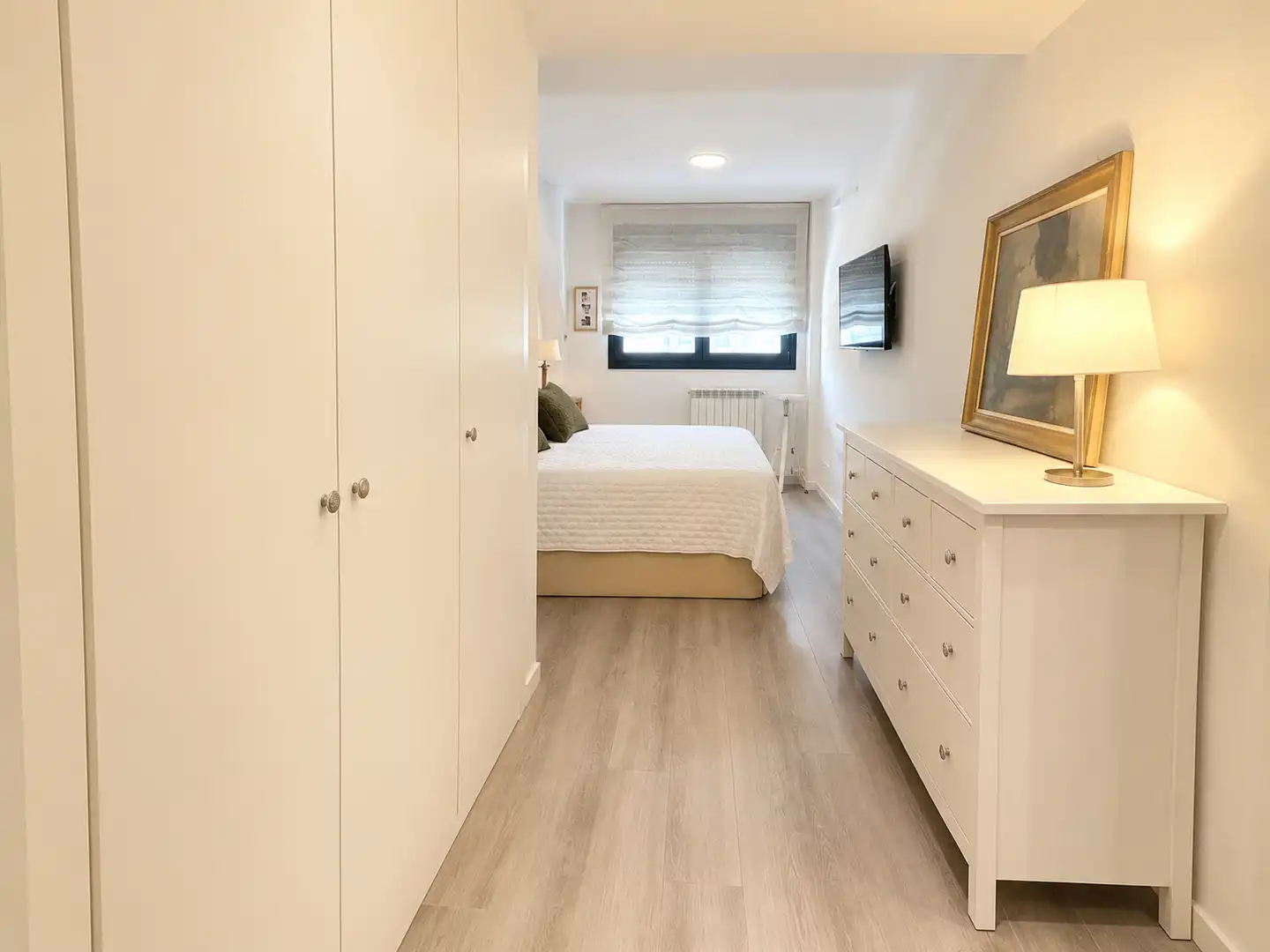 Bedroom of Flat for sale in Girona  with Air Conditioner, Heating and Parquet flooring