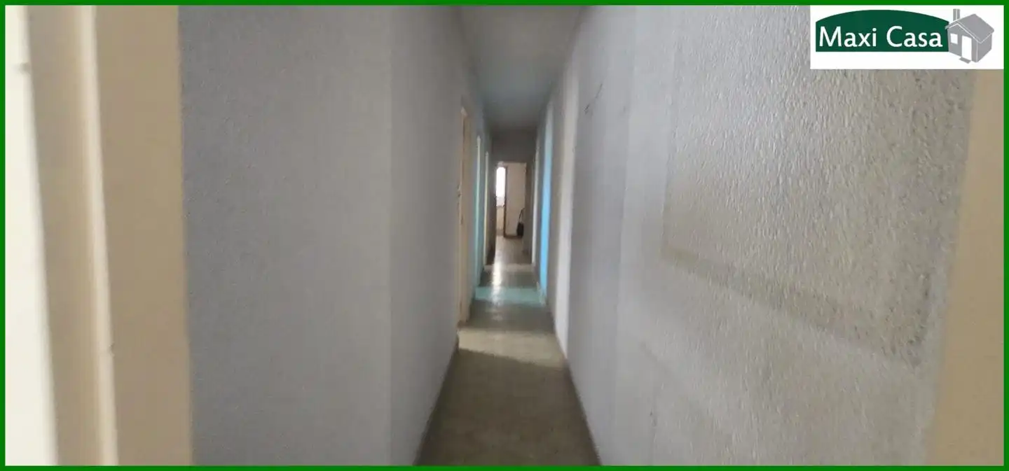 Piso en venta en Sabadell con Balcón