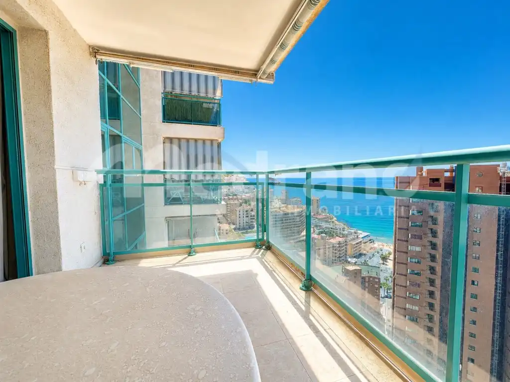 Terrasse von Wohnung zum Verkauf in Villajoyosa / La Vila Joiosa mit Privatgarten, Terrasse und Schwimmbad