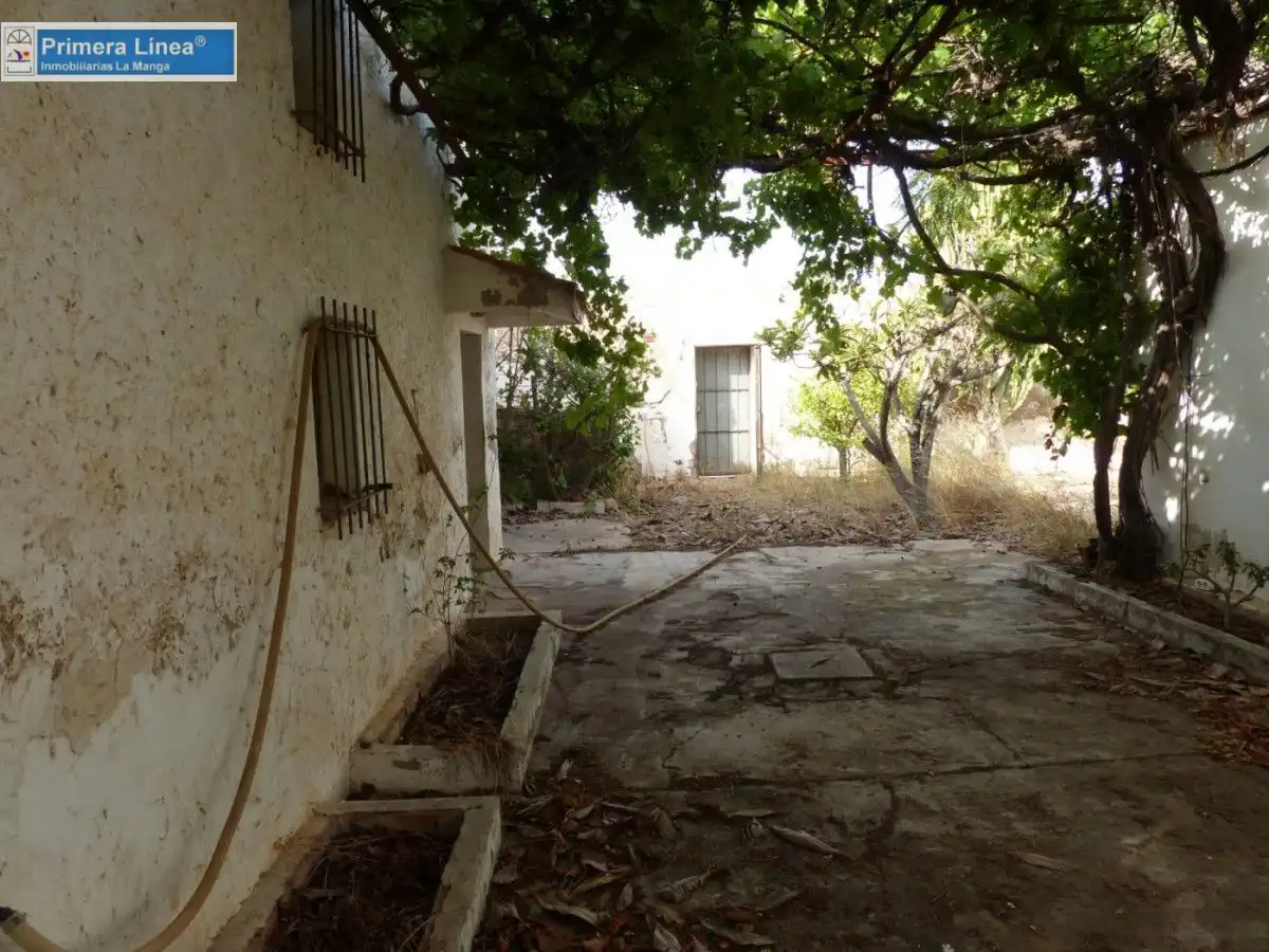 Vista exterior de Finca rústica en venda en Cartagena amb Jardí privat