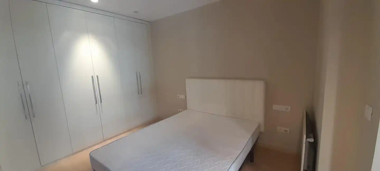Habitación de Piso de alquiler en Escaldes – Engordany con Aire acondicionado y Amueblado