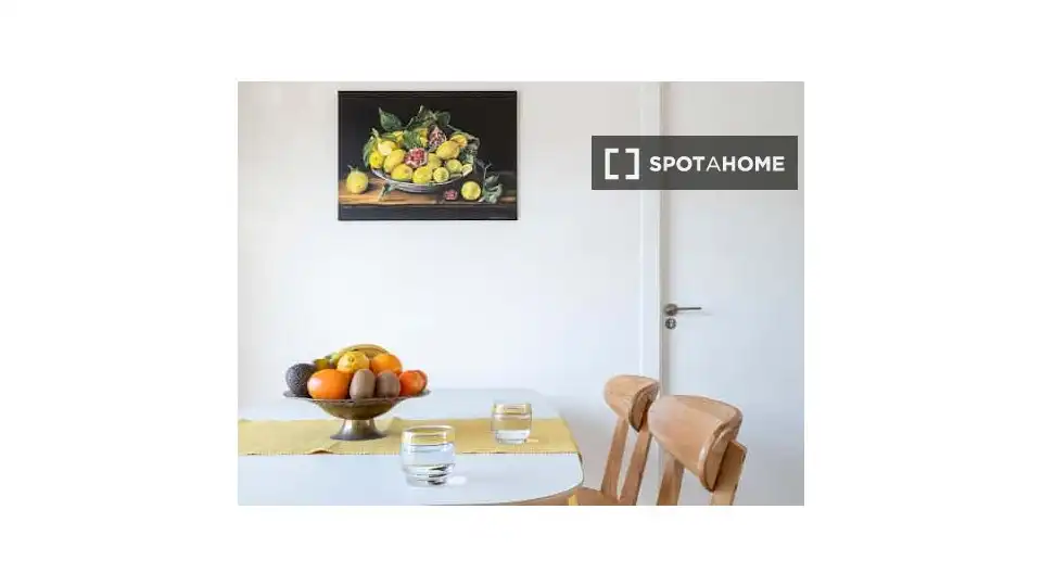 Menjador de Apartament per a compartir en Sevilla amb Aire condicionat, Terrassa i Moblat