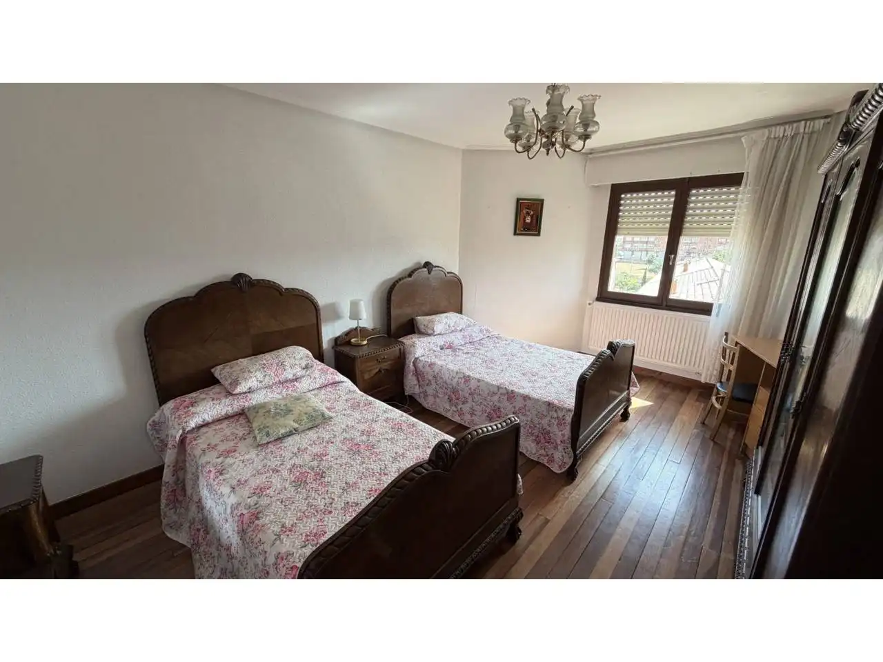Habitación de Piso en venta en Espinosa de los Monteros con Calefacción y Amueblado