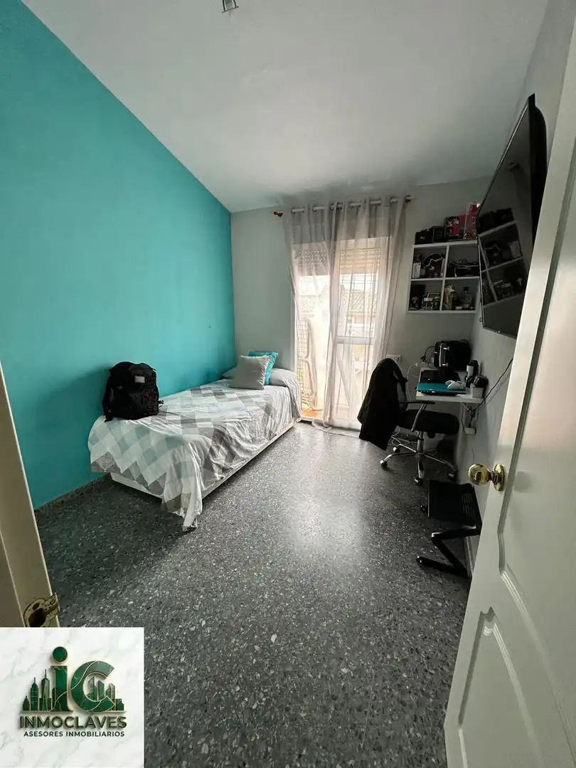 Bedroom of Detached homes for sale in Algeciras  with Private garden, Swimming Pool and Community pool
