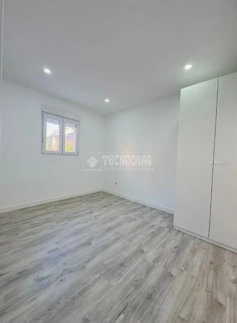 Dormitori de Oficina en venda en Villanueva del Pardillo amb Aire condicionat i Calefacció