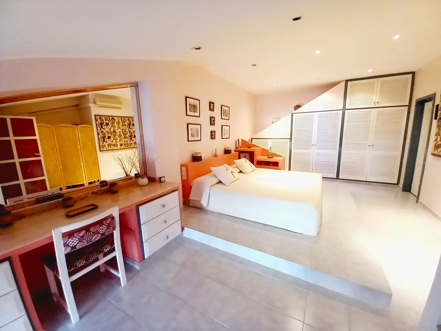 Habitación de Ático en venta en Benidorm con Aire acondicionado, Terraza y Amueblado