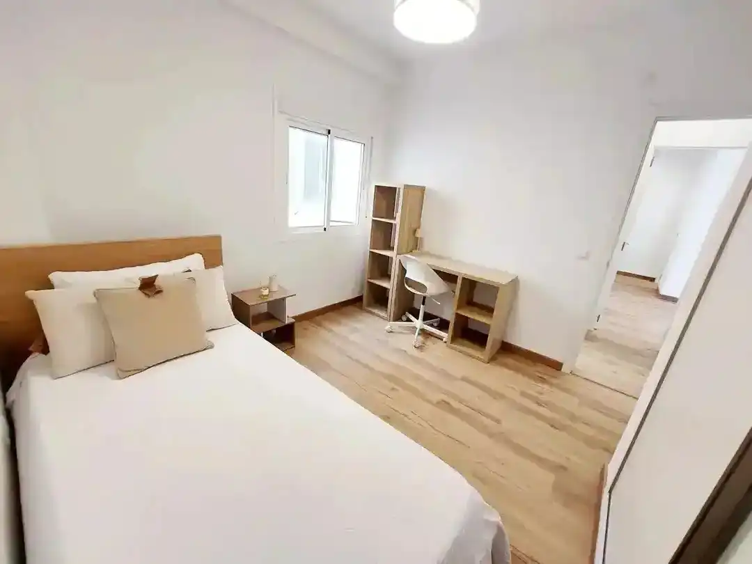 Dormitori de Pis en venda en Benalmádena amb Aire condicionat, Terrassa i Moblat