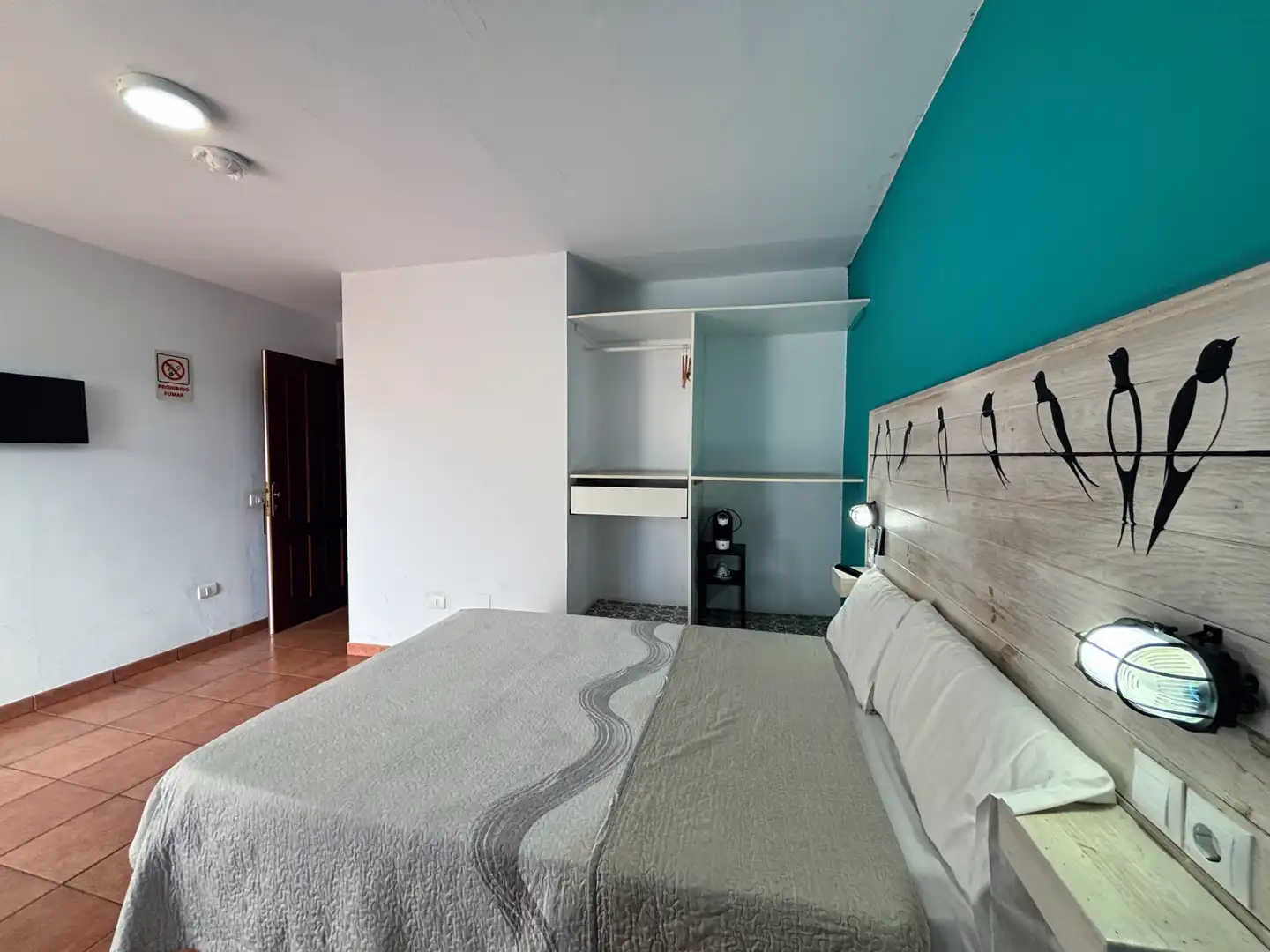Bedroom of Commercial properties for sale in Teror  with Air Conditioner, Heating and Furnished