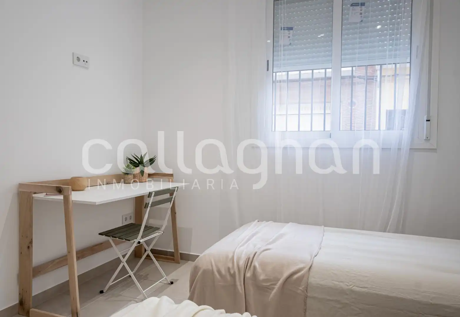 Schlafzimmer von Erdgeschoss zum Verkauf in Valencia mit Terrasse