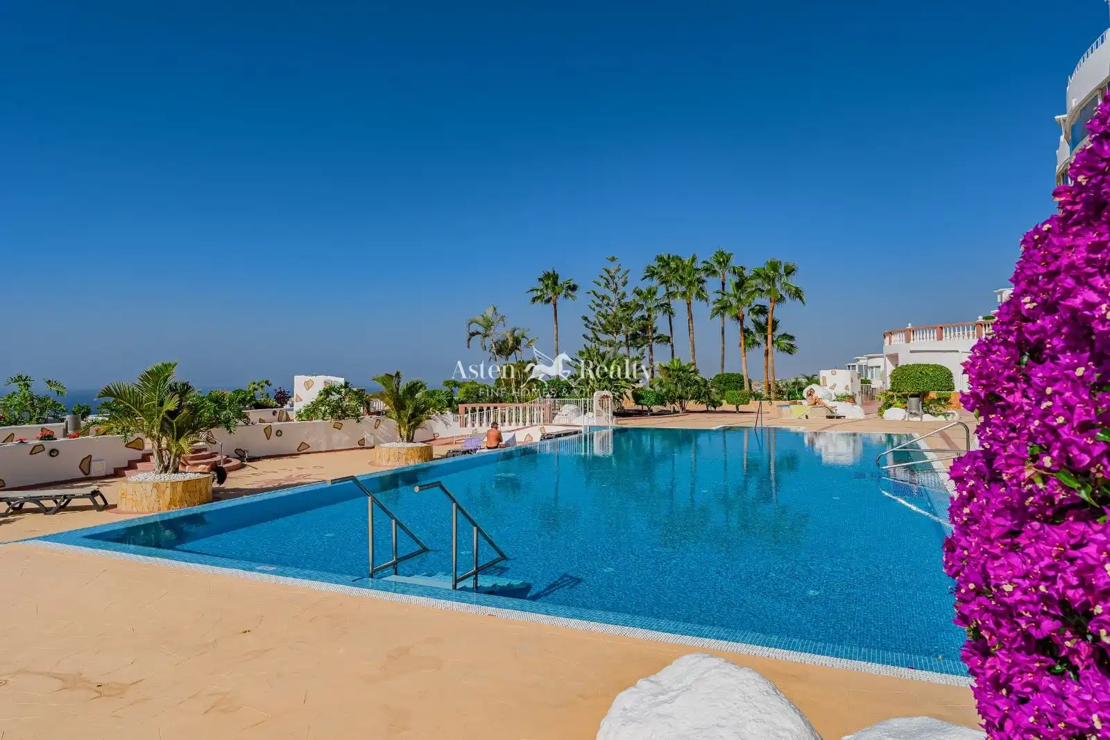 Bungalow avec piscine à vendre à Baleares 7