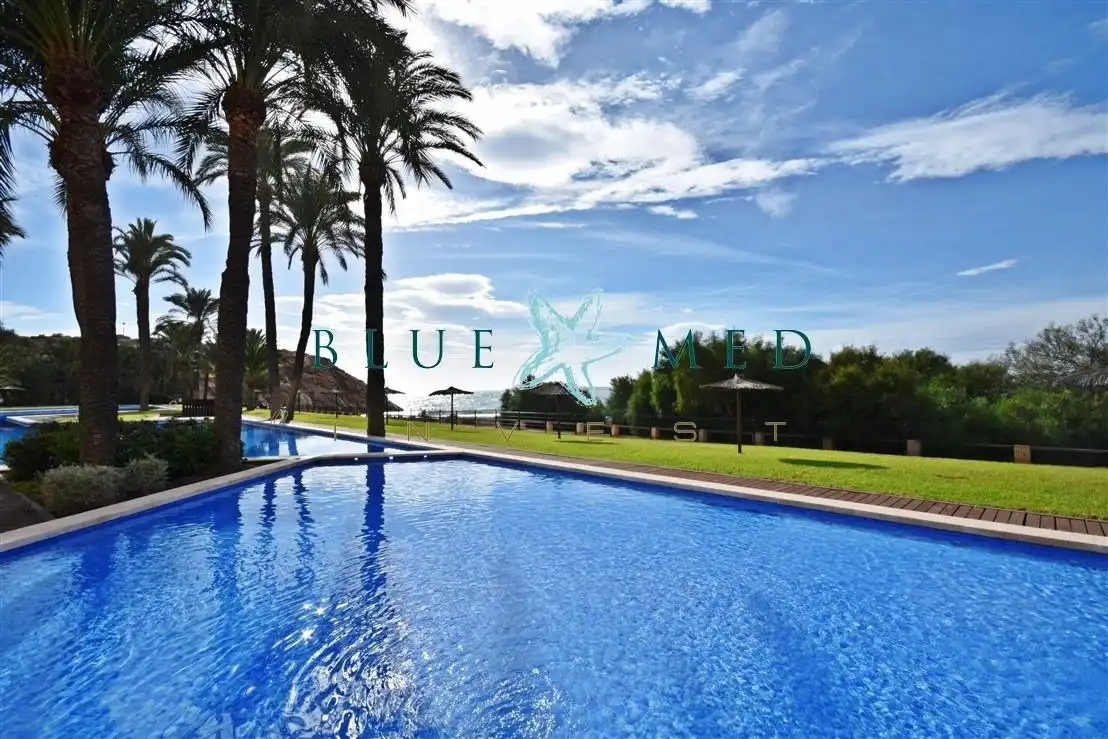 Piscina de Apartamento en venta en Cartagena con Aire acondicionado, Calefacción y Terraza