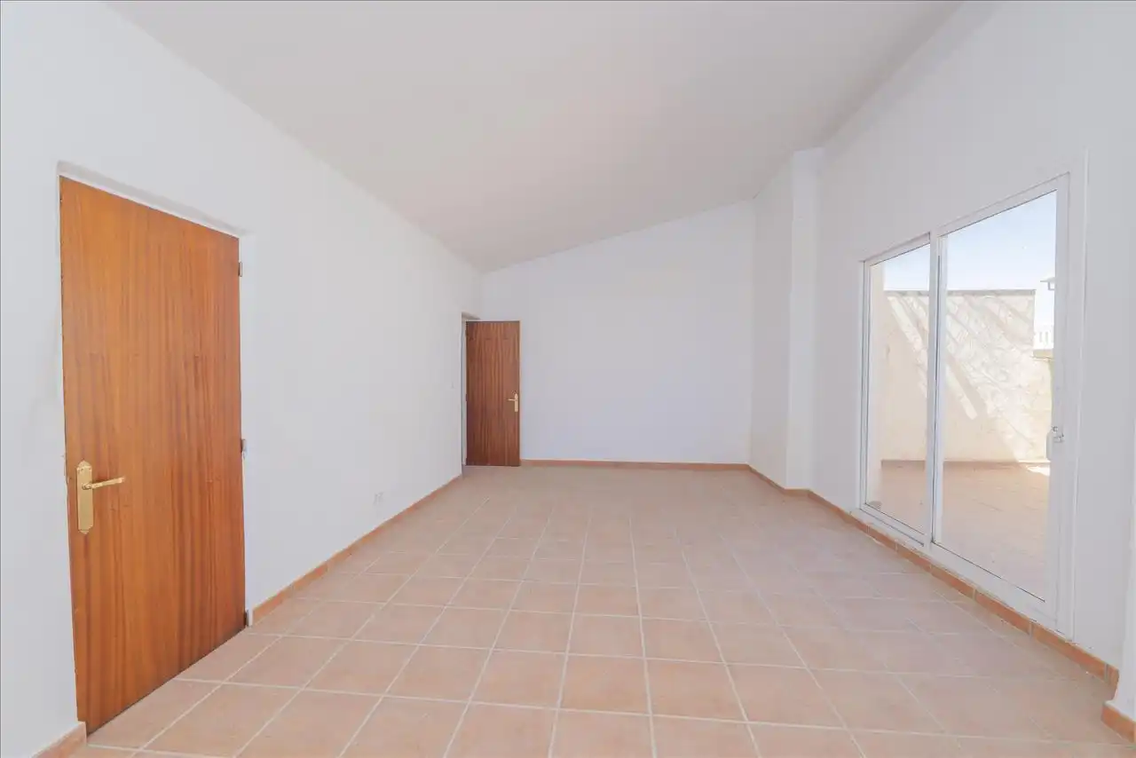 Piso en venta en Teba