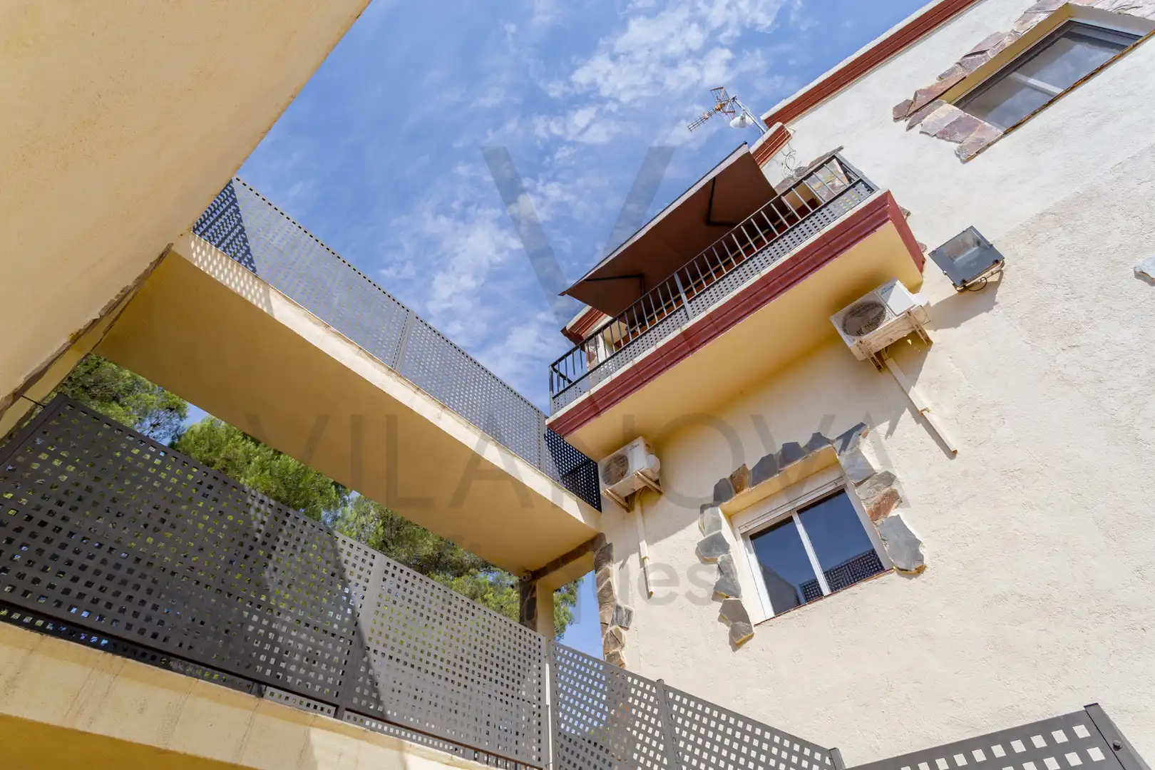 Vista exterior de Casa o chalet en venta en Cabra del Camp con Aire acondicionado, Calefacción y Jardín privado
