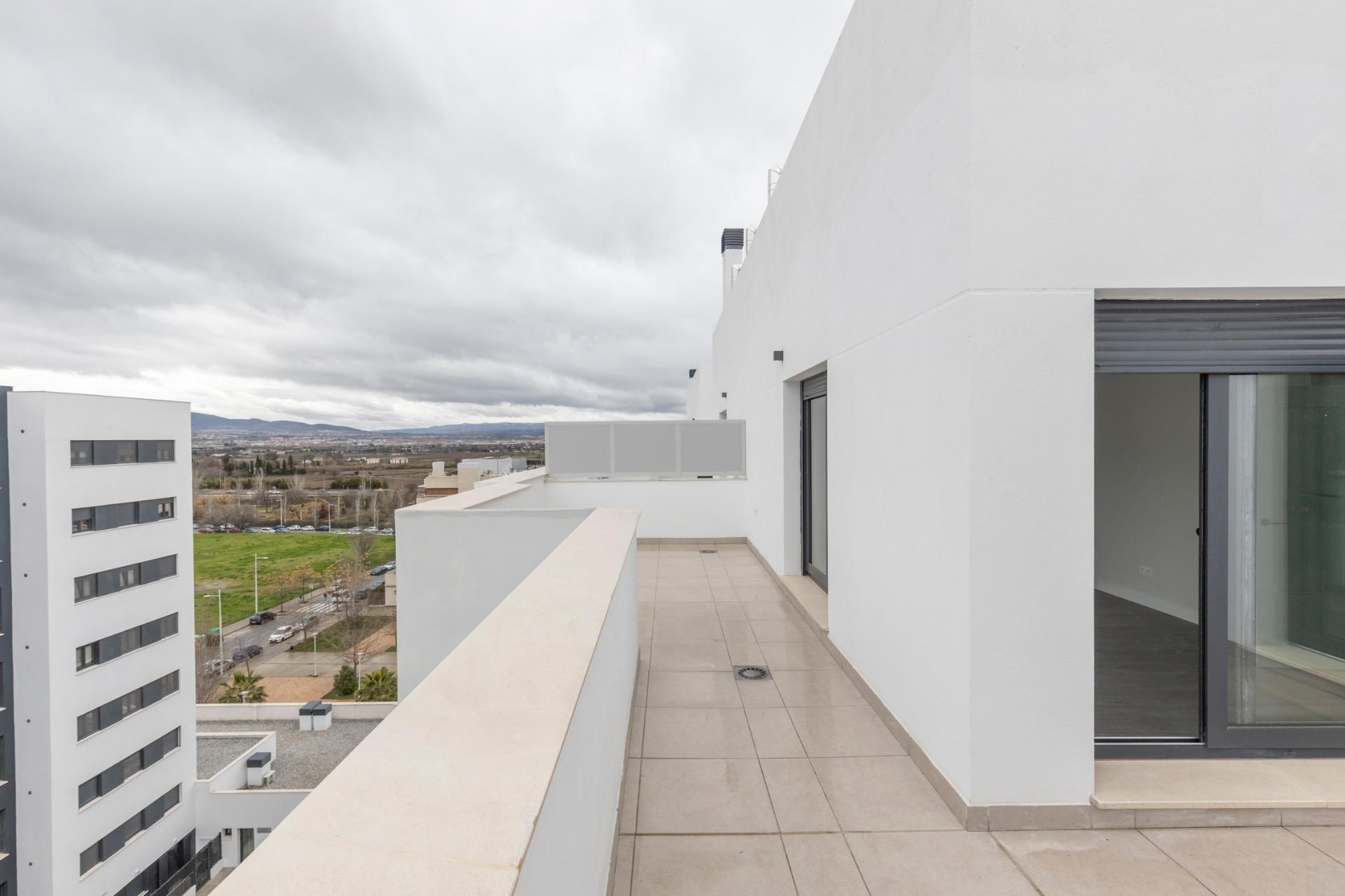 Terraza de Ático en venta en  Granada Capital con Aire acondicionado, Jardín privado y Terraza