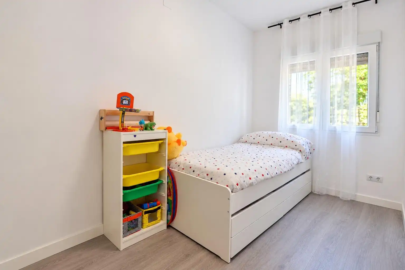 Dormitori de Casa o xalet en venda en Villa del Prado, Madrid