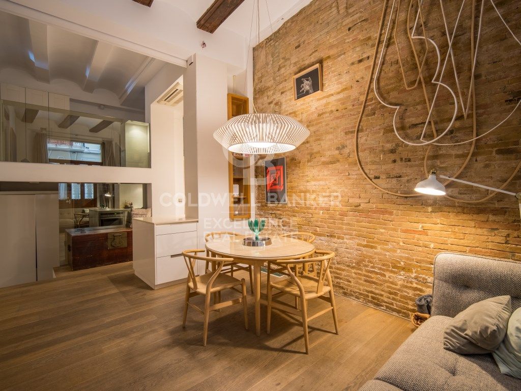 Comedor de Dúplex de alquiler en  Valencia Capital con Aire acondicionado