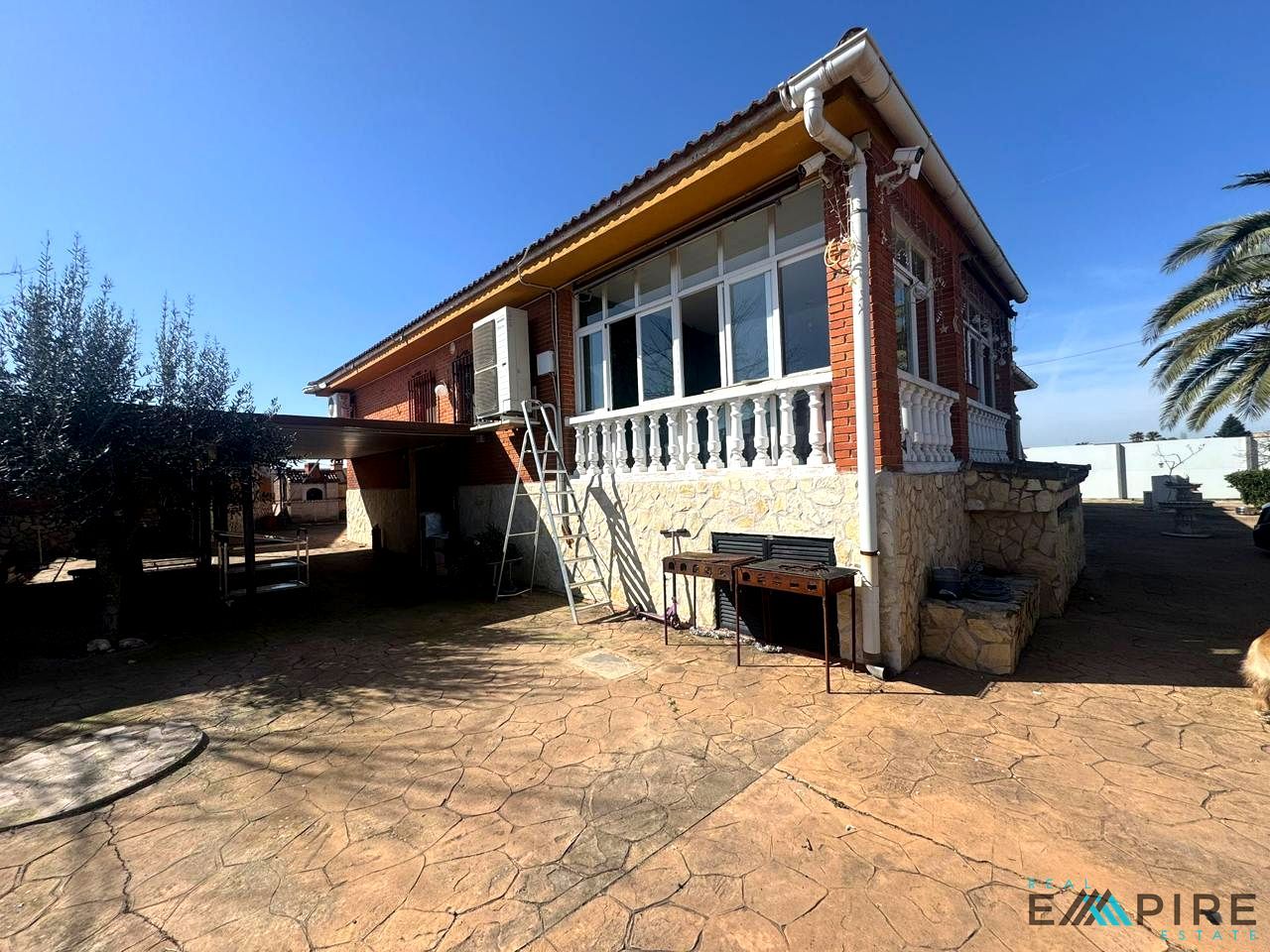 Exterior view of House or chalet for rent in Ugena  with Air Conditioner, Heating and Private garden