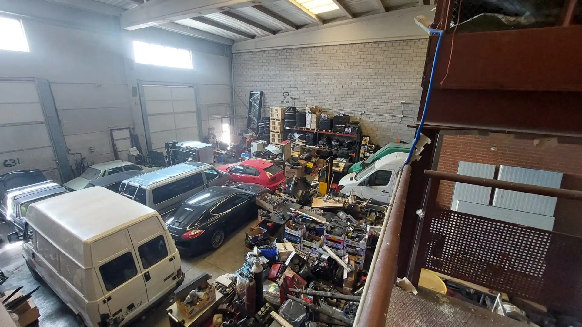 Nave industrial en venta en Parla con Alarma
