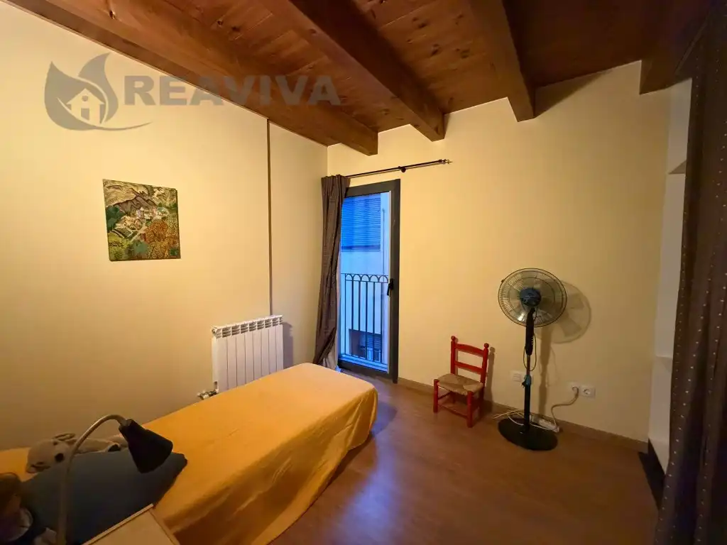 Bedroom of Houses for sale in La Seu d'Urgell  with Air Conditioner and Oven