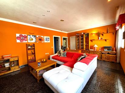 Living room of House or chalet for sale in  Santa Cruz de Tenerife Capital  with Terrace and Storage room