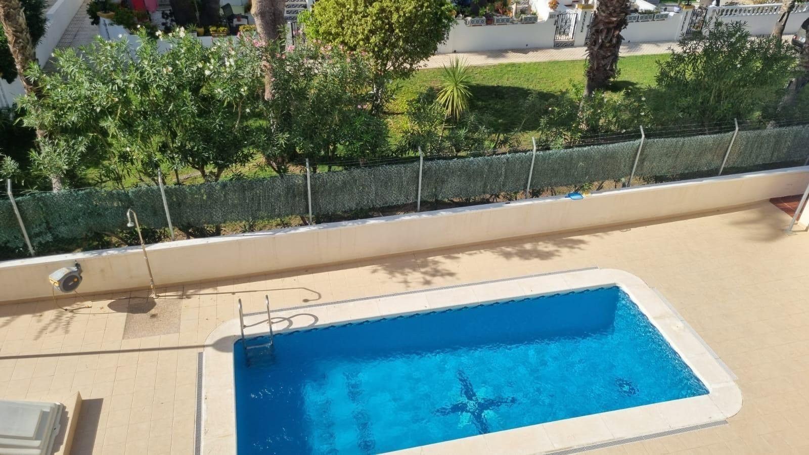 Piscina de Finca rústica en venda en Orihuela amb Jardí privat, Terrassa i Piscina