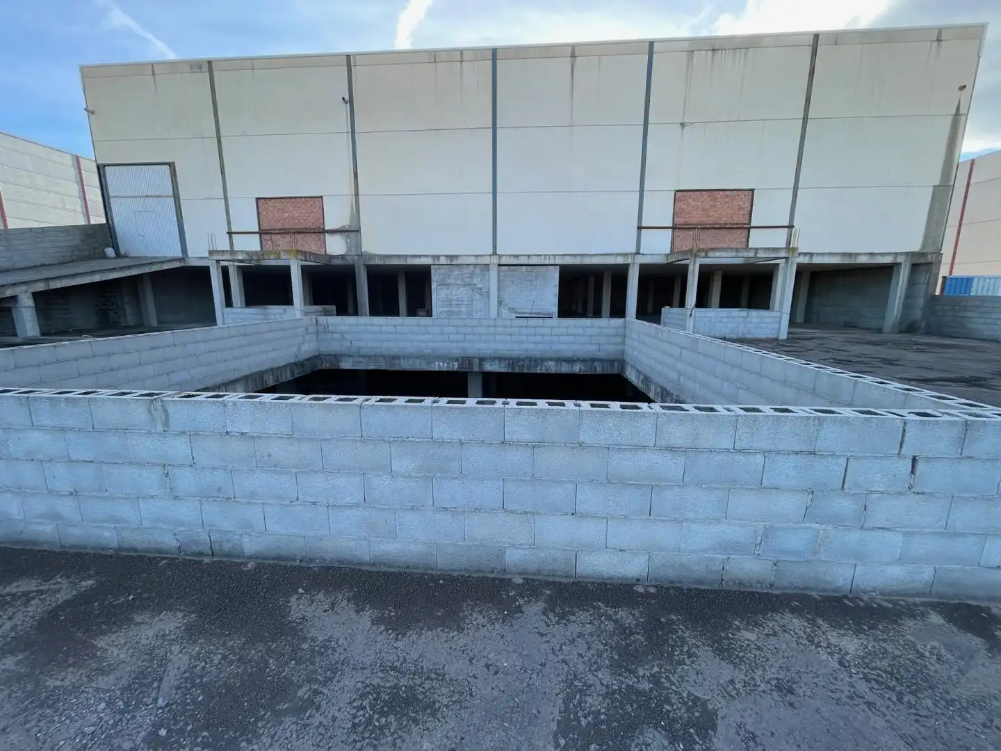 Nau industrial en venda a Manilva Pueblo