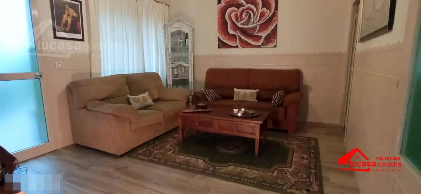 Casa en venta en Fernán-Núñez