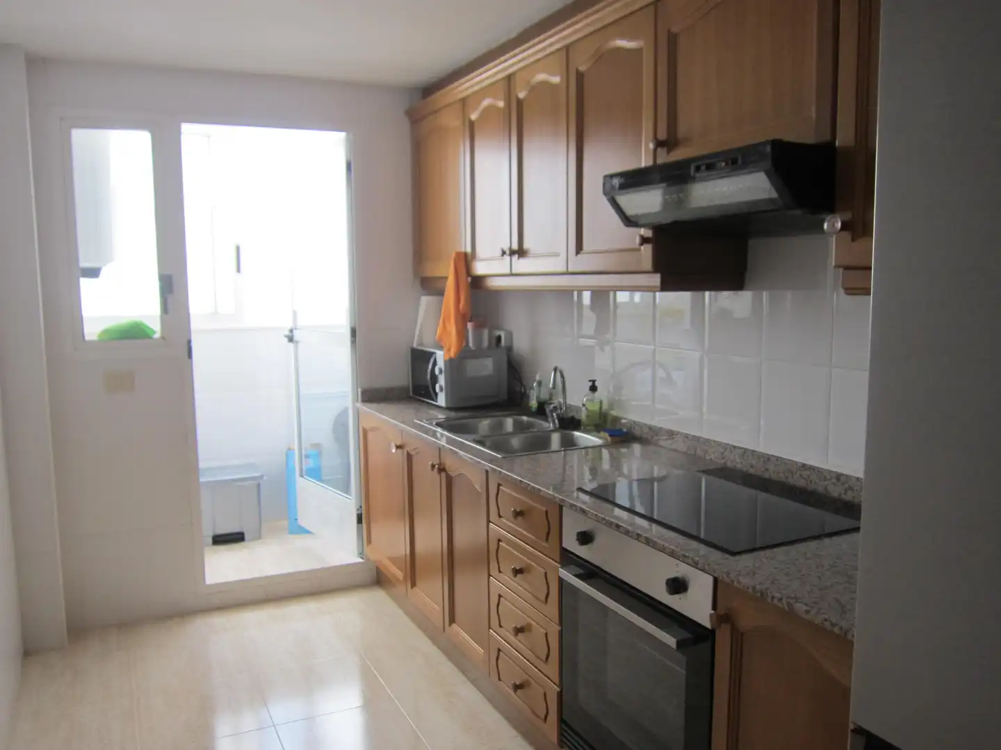 Cocina de Apartamento de alquiler en Moncofa con Aire acondicionado, Calefacción y Terraza