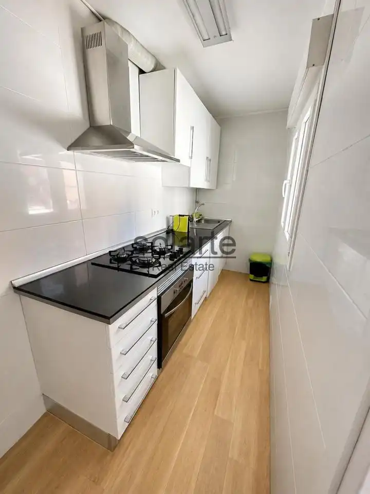 Appartamento con ascensore in vendita a calle dels Ferrocarrils Catalans, imagen 3