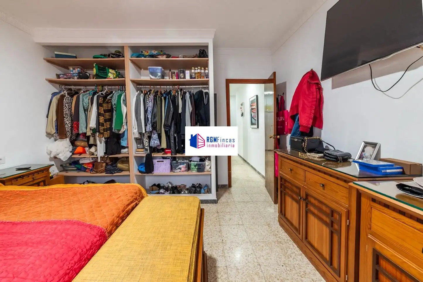 Bedroom of Flat for sale in Sevilla
