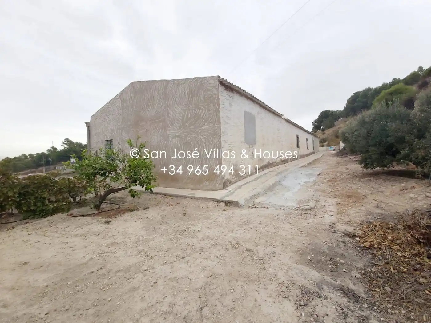 Vista exterior de Casa o xalet en venda en Aspe amb Calefacció i Jardí privat