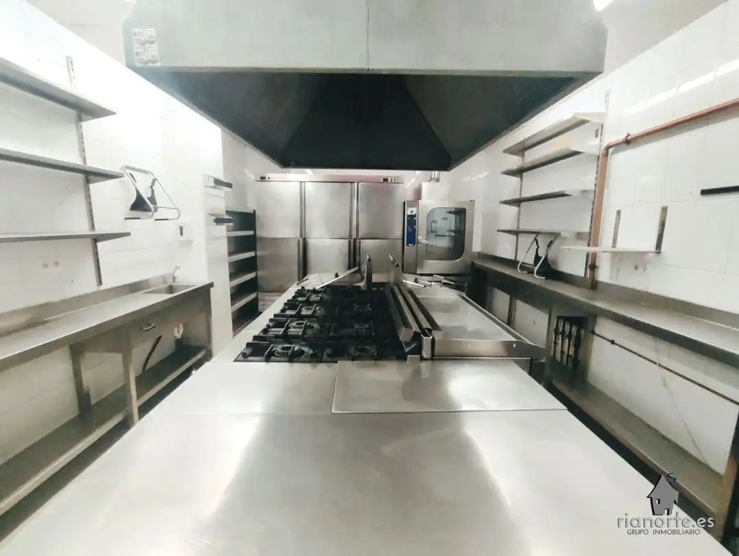 Cuina de Local en venda en Langreo amb Aire condicionat