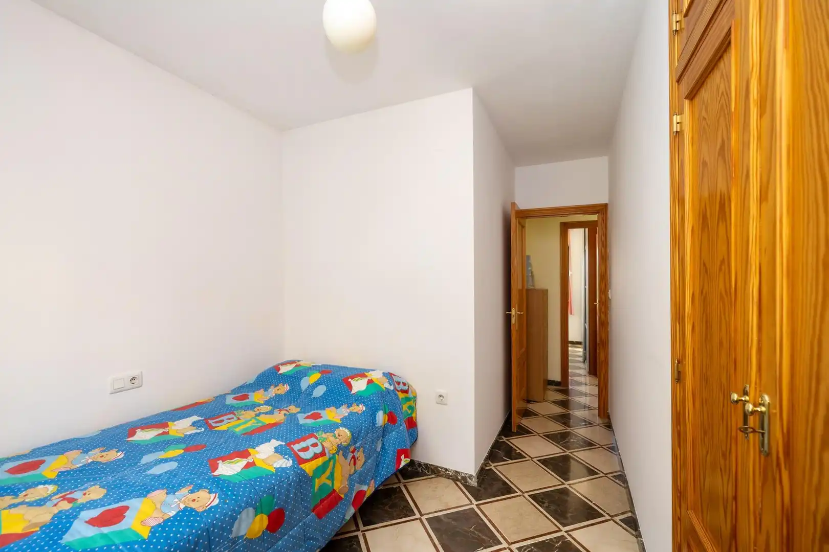 Bedroom of Houses for sale in Gójar  with Air Conditioner, Heating and Private garden