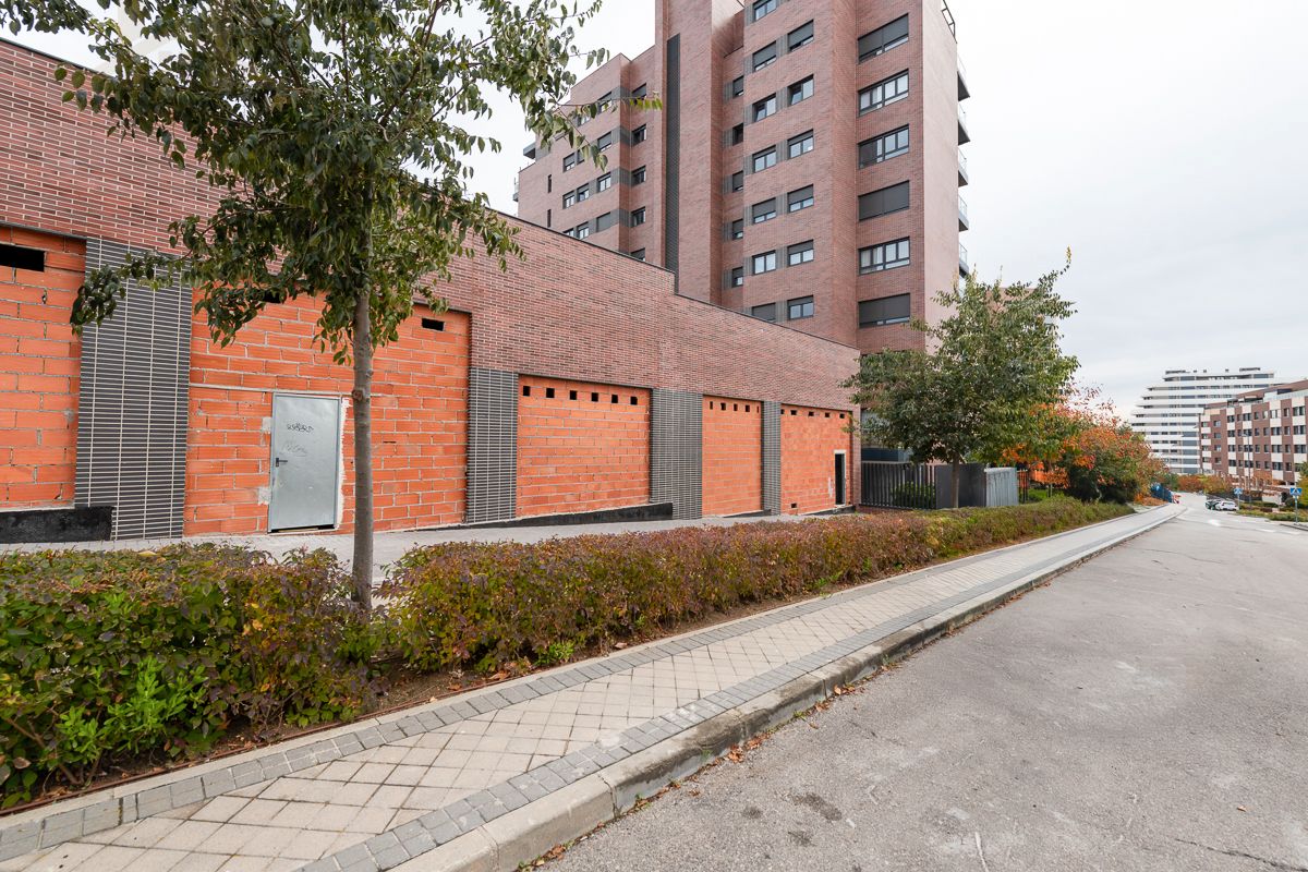 Local de lloguer a Calle Letonia, 9, Primera Fase - Nuevo Tres Cantos