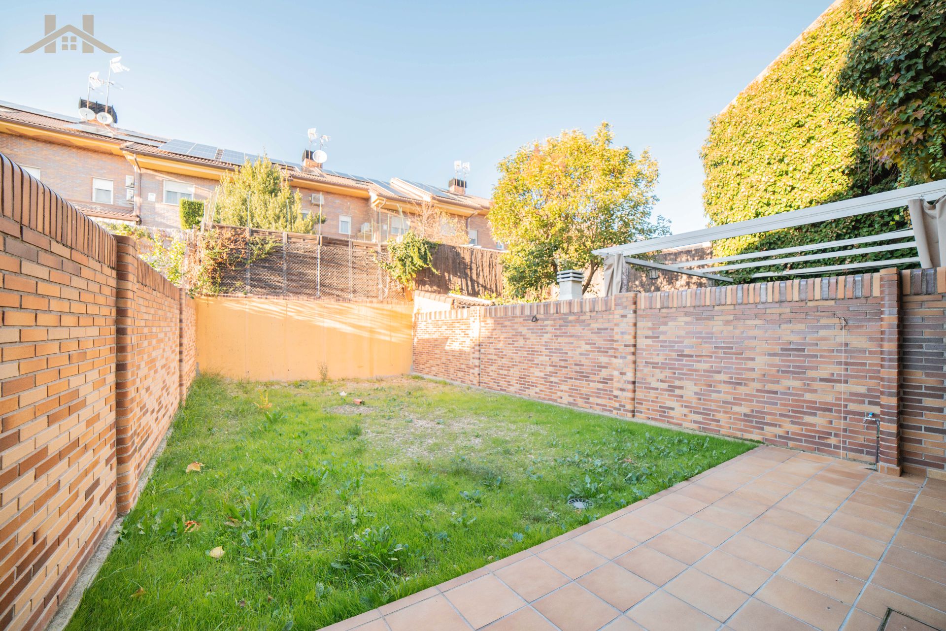 Jardí de Casa adosada en venda en Valdemoro amb Calefacció, Jardí privat i Terrassa