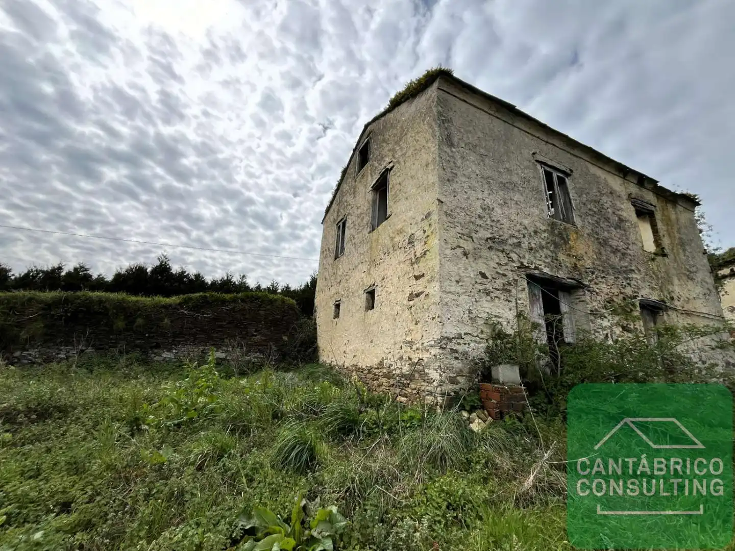 Houses for sale in Castropol