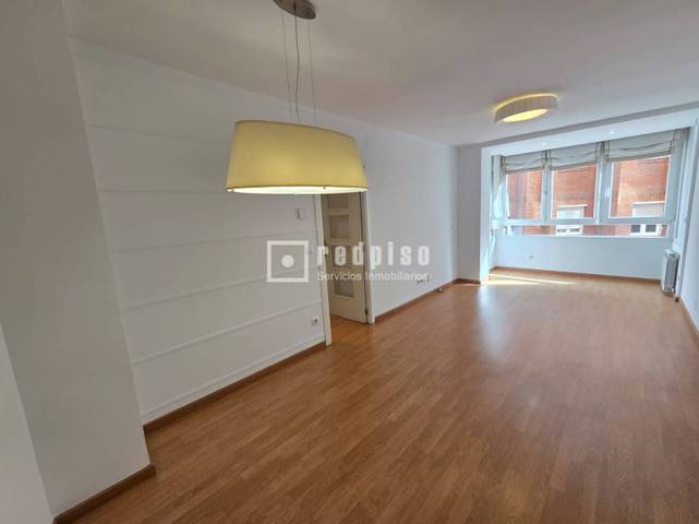 Piso en Alquiler en de Santa María de la Cabeza en Chopera