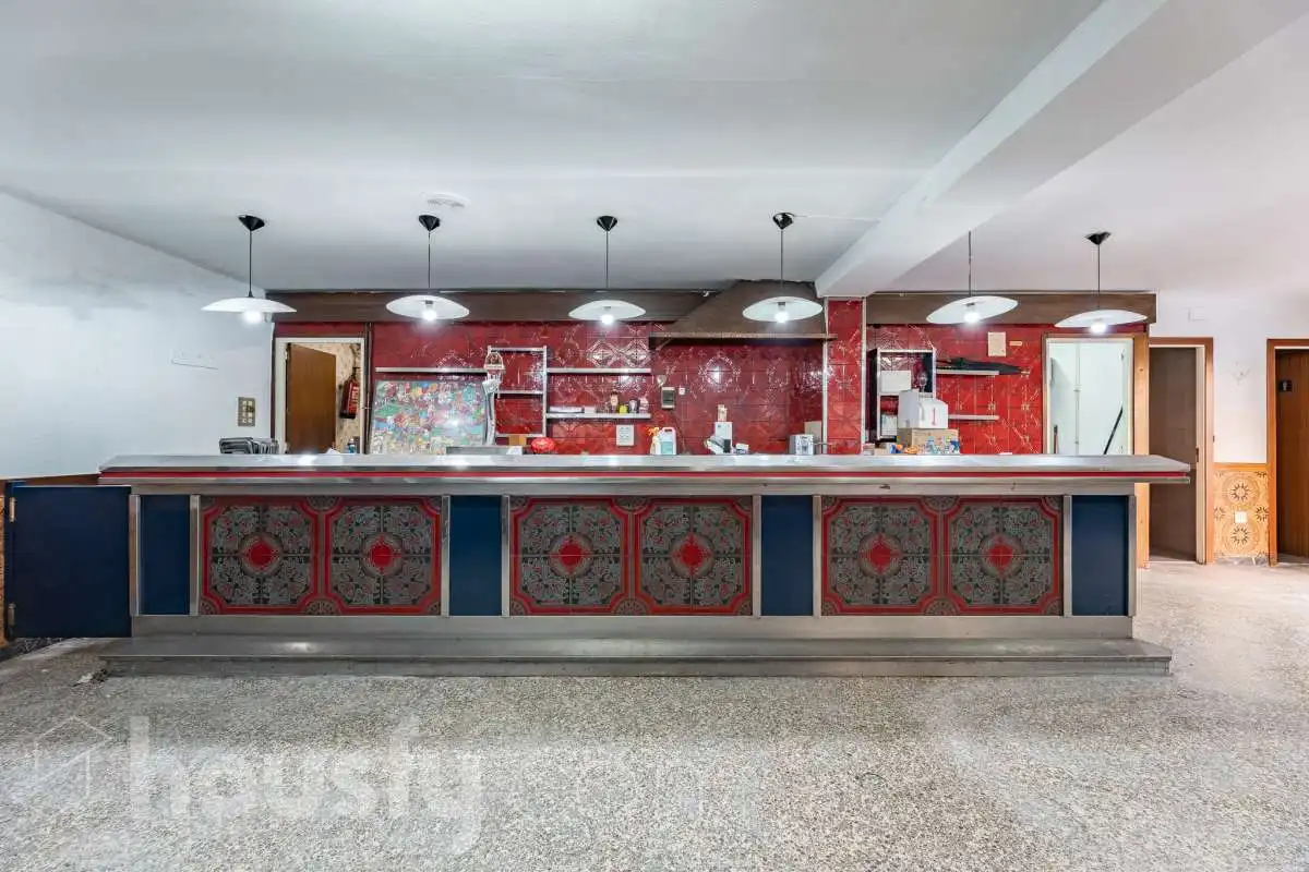 Local comercial en venda a Calle Frederic Mompou ., imagen 6