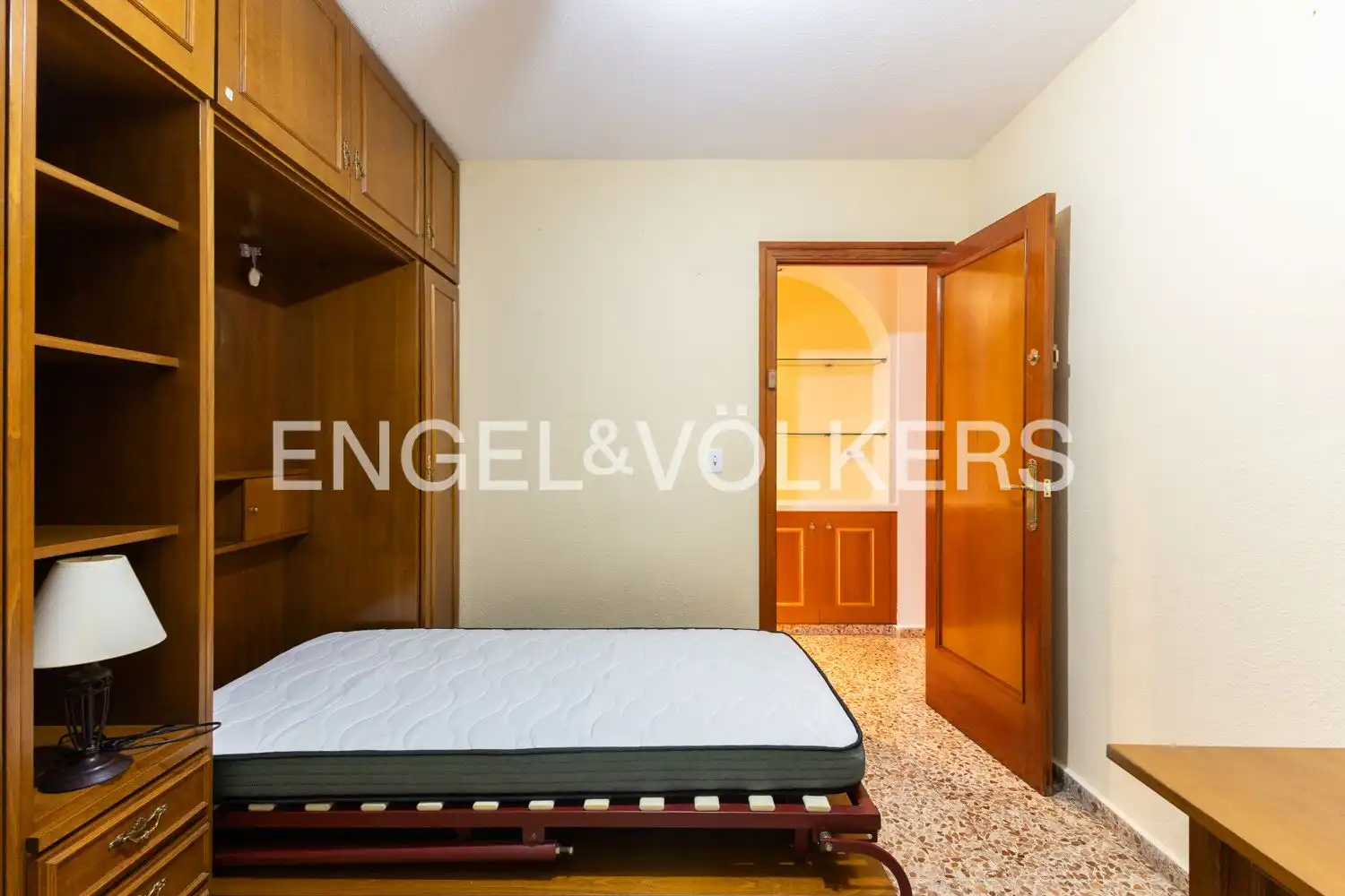 Habitación de Piso de alquiler en Valencia con Aire acondicionado, Calefacción y Terraza