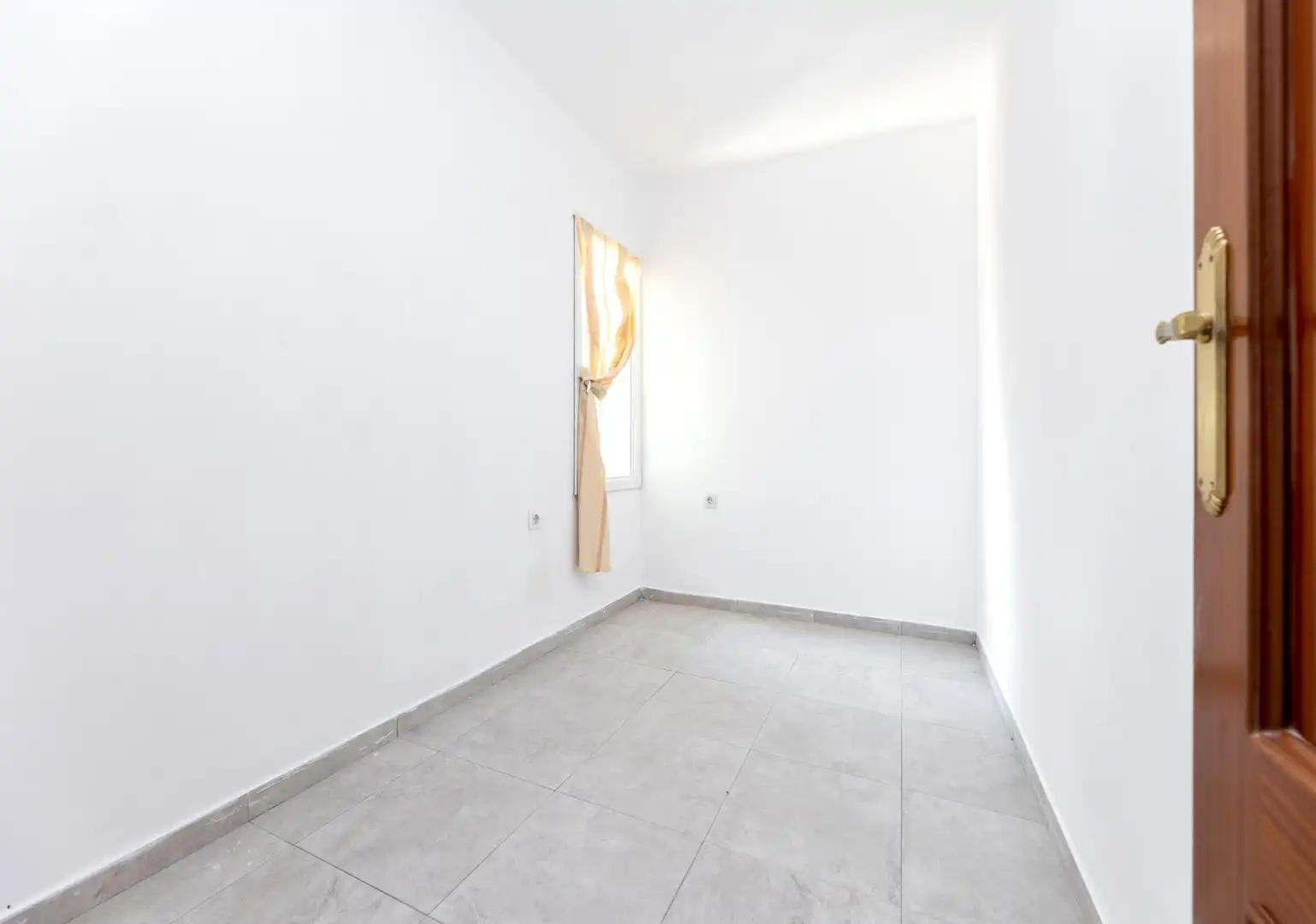 Habitación de Piso en venta en Granada