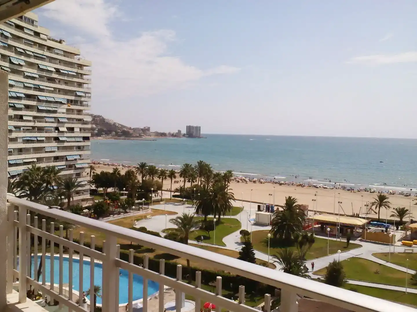 Habitación de Apartamento de alquiler en Cullera con Piscina y Balcón