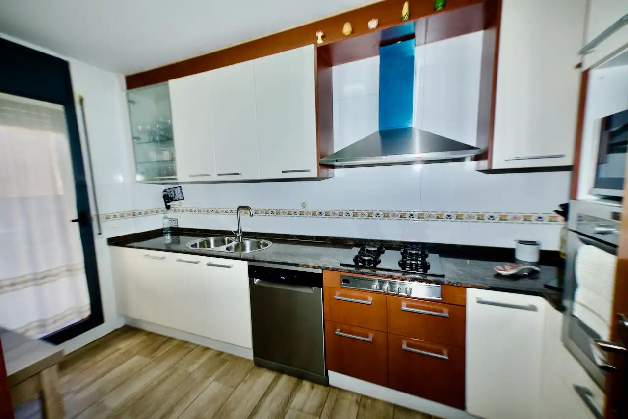 Cocina de Planta baja en venta en Terrassa con Aire acondicionado, Calefacción y Parquet