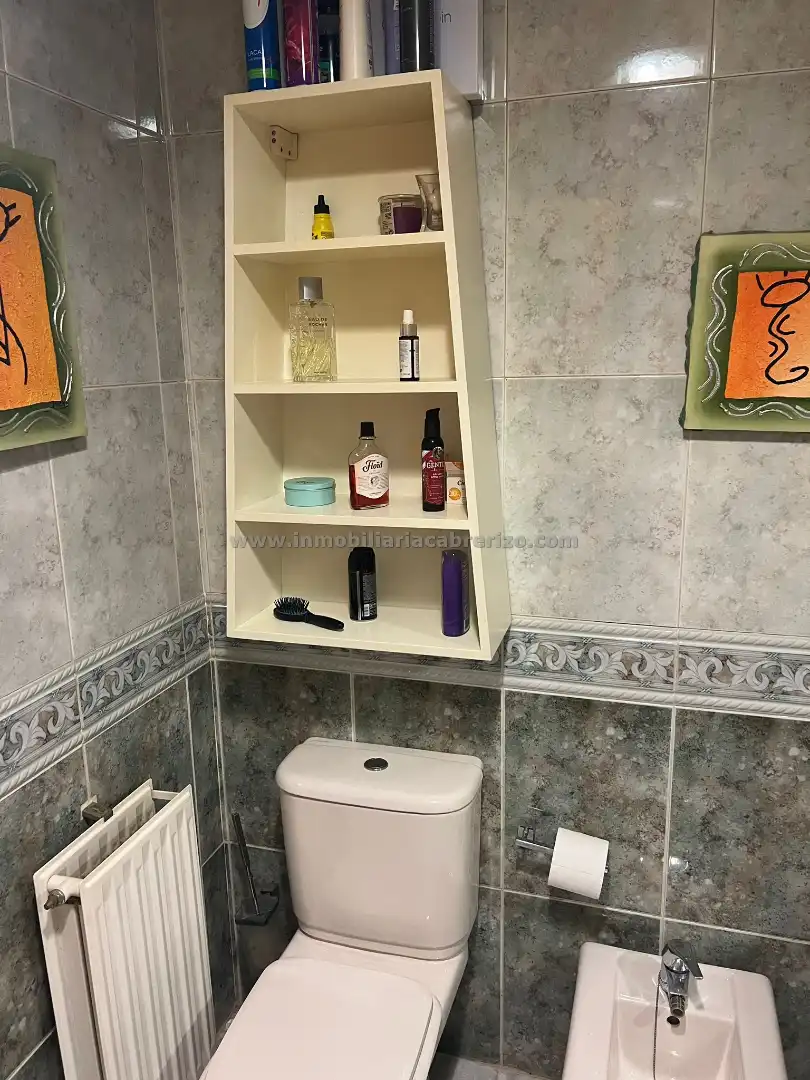 Baño de Piso en venta en  Logroño con Aire acondicionado, Calefacción y Parquet