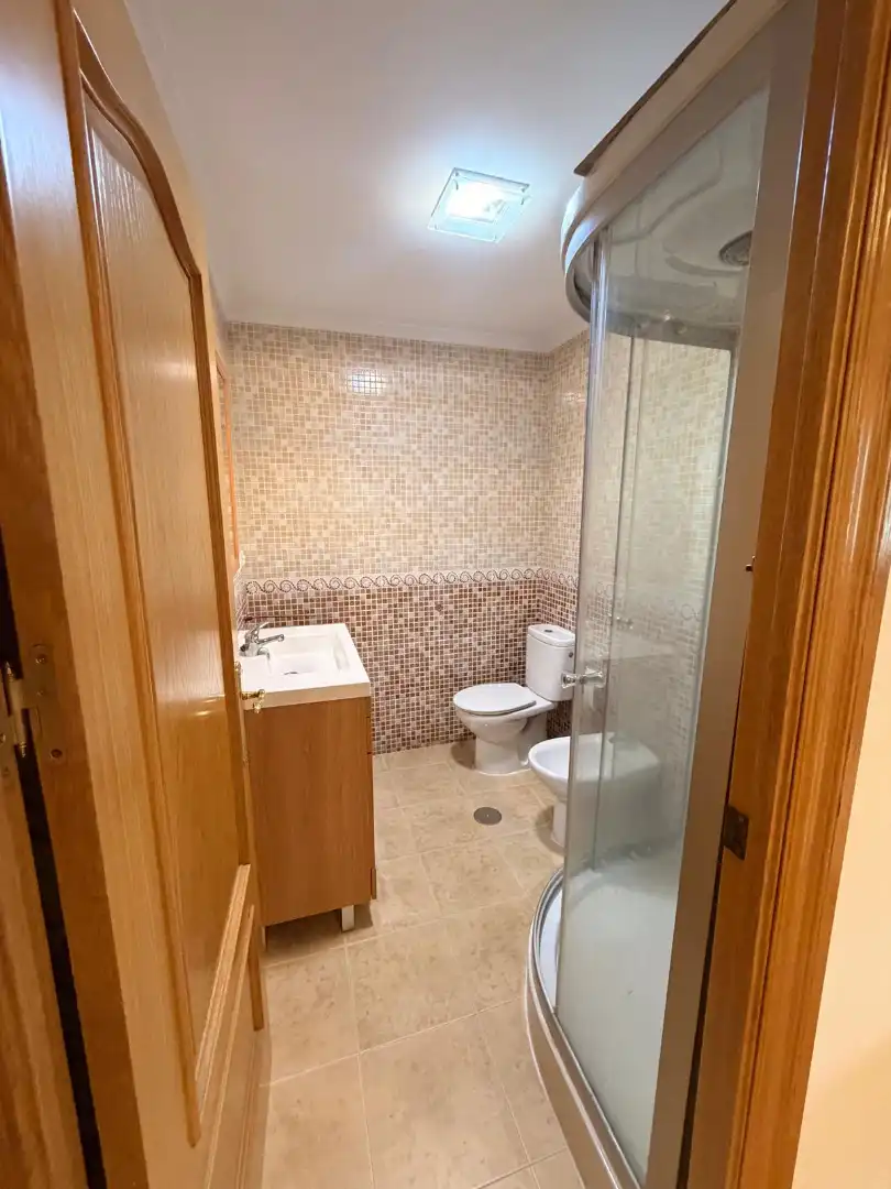 Badezimmer von Wohnung zur Miete in PAU 2-600