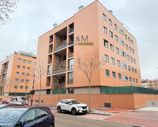 Exterior view of Flat for sale in Valladolid Capital  with Heating, Terrace and Storage room