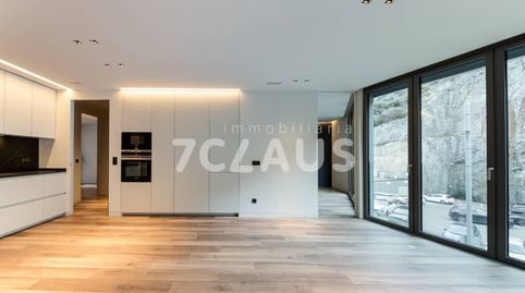 Foto 2 de Piso en venta en Avenida Meritxell, Centro, Andorra la Vella
