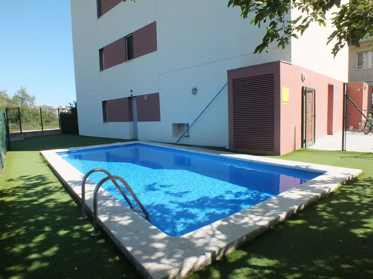Piscina de Apartamento en venta en Roses con Aire acondicionado, Calefacción y Terraza