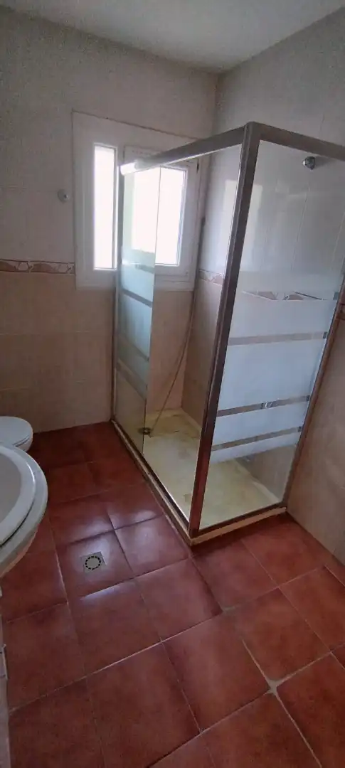 Baño de Casa adosada en venta en Sabiñánigo con Jardín privado y Balcón